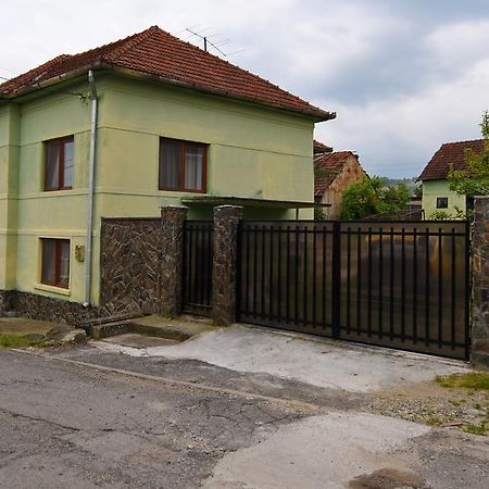 Hotel Casa Para Haţeg Zewnętrze zdjęcie